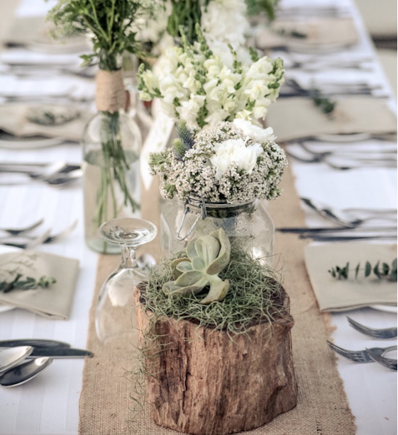 5 Tablescapes That Catch The Eye